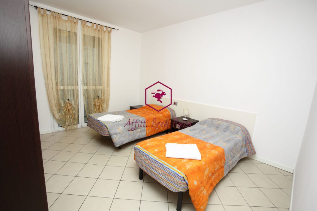 2676 – Pavia – zona Policlinico – BILOCALE PER AFFITTI BREVI image 4