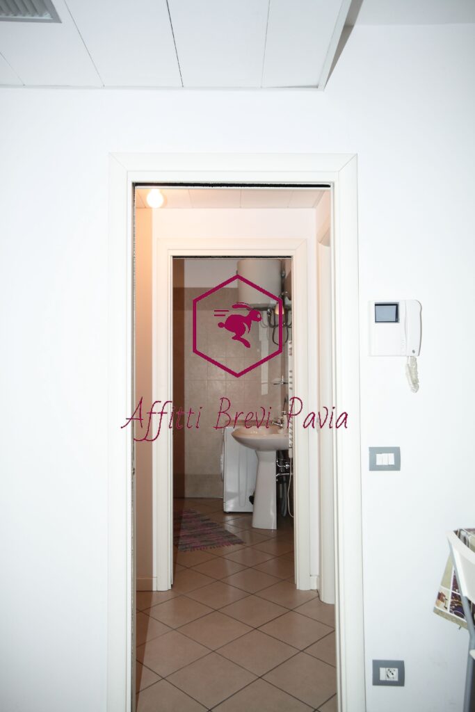 2687 – PAVIA – Zona Policlinico – Bilocale per affitti brevi image 4